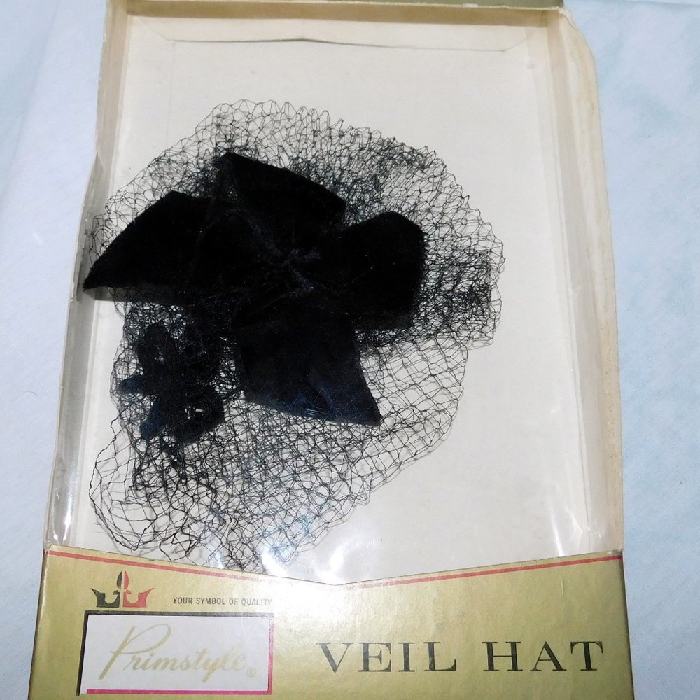 Hat Veil in Black with Original Box Primstyle Woolworths 1950s